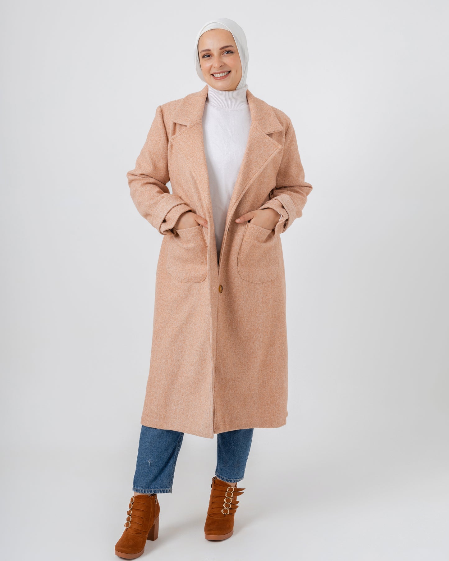 Wool jacket with a collar