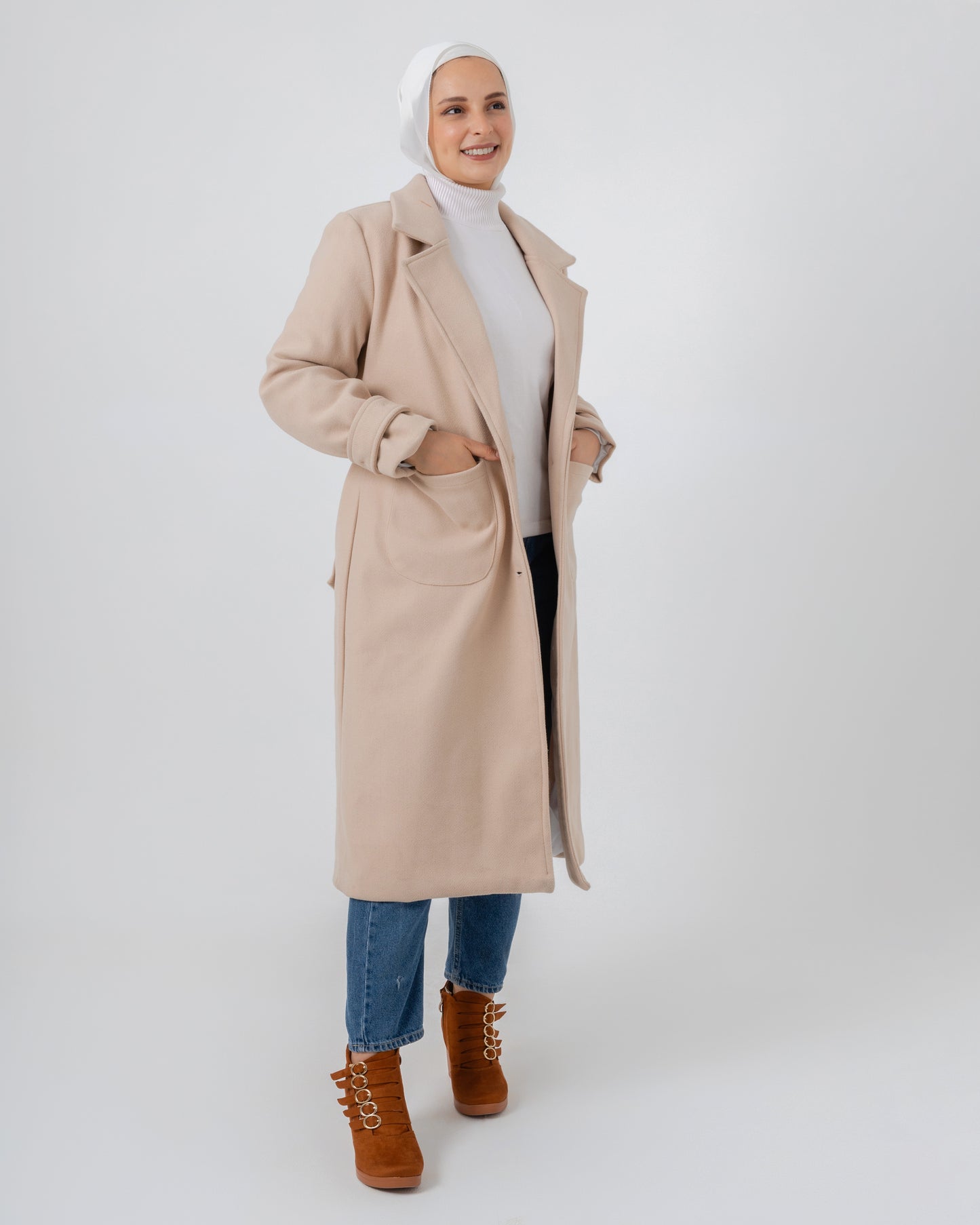 Wool jacket with a collar