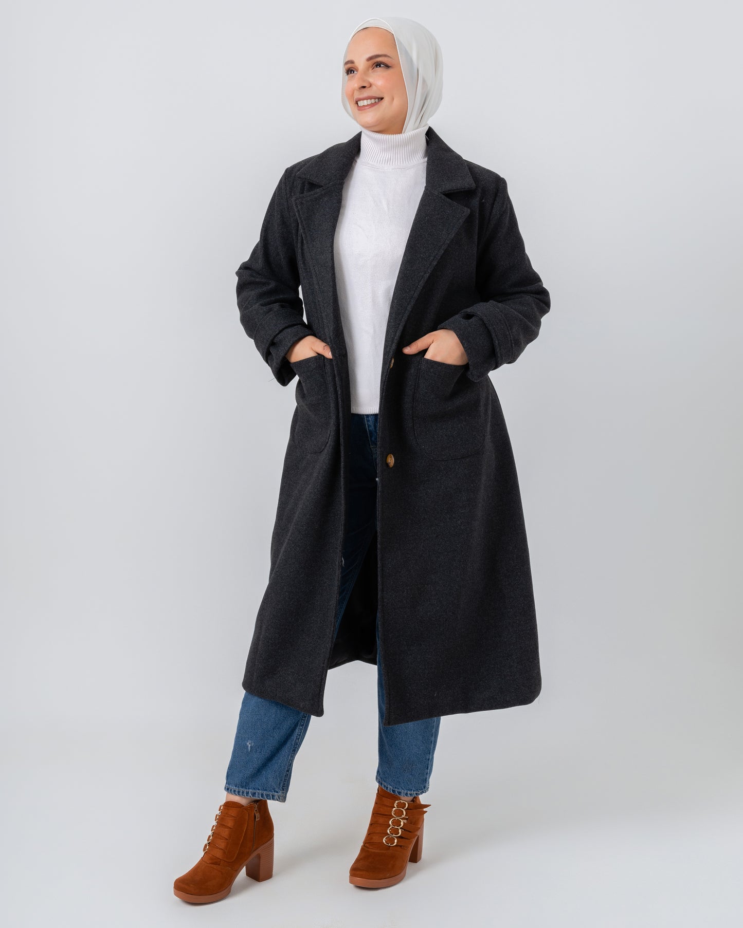 Wool jacket with a collar